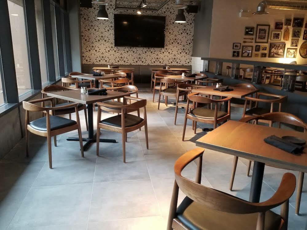 哈利法克斯福朋喜来登酒店 外观 照片